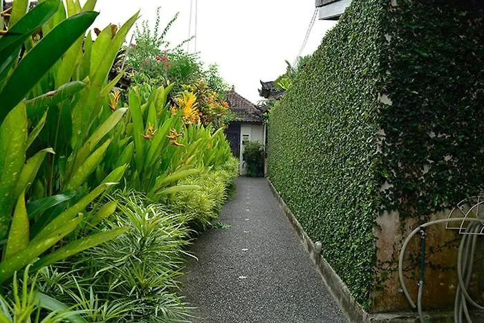 Cantik Villa